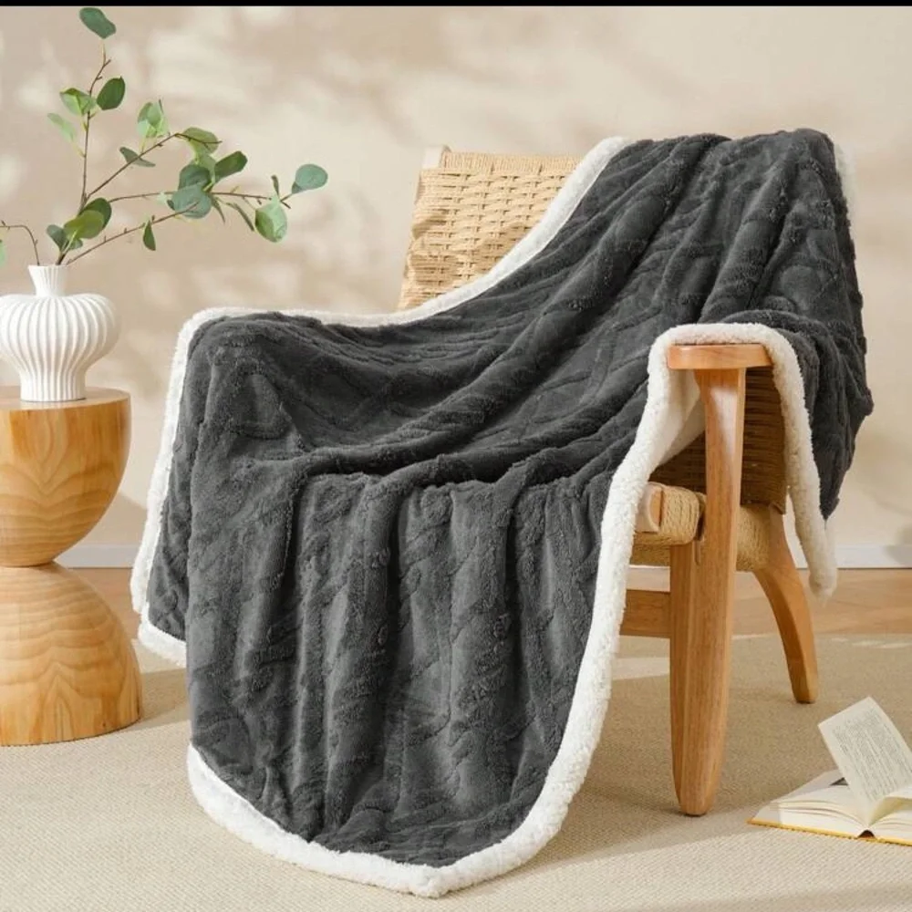 Grey Sherpa Fleece Throw Blanket Cable Knit Pattern 59” x 79” New Fall Winter